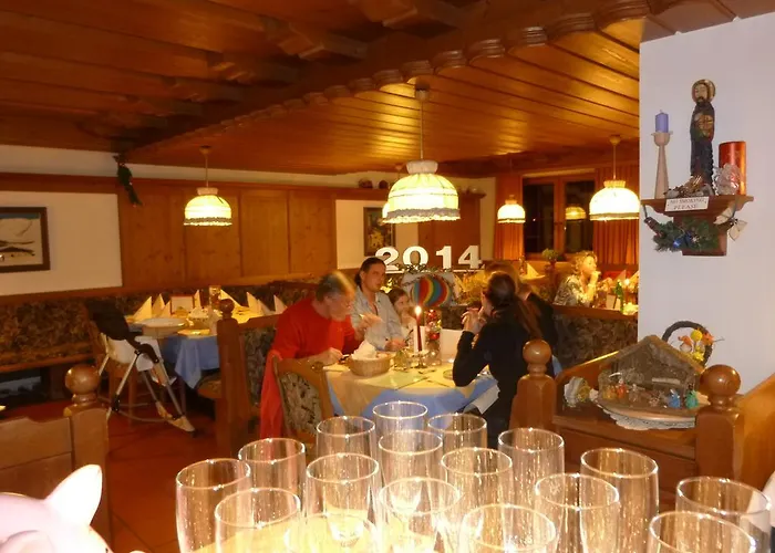 Hotel-pension Tasma 게스트하우스