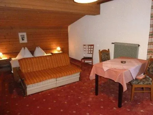 Hotel-pension Tasma 게스트하우스 부첸