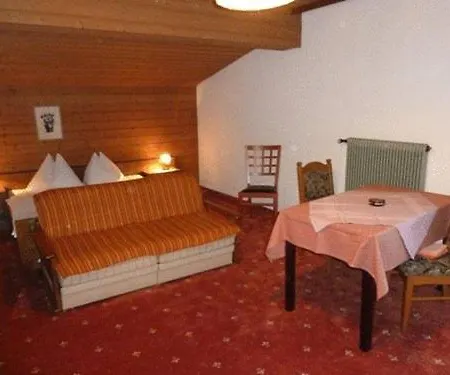 Hotel-pension Tasma Guest house Kirchdorf in Tirol