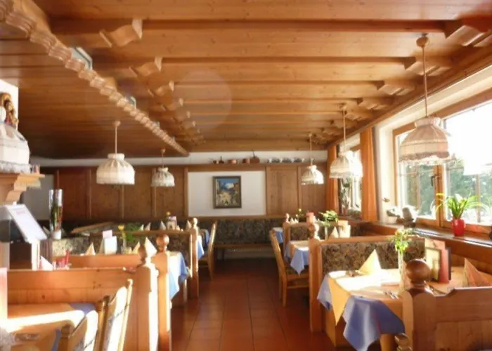 Hotel-pension Tasma 2*